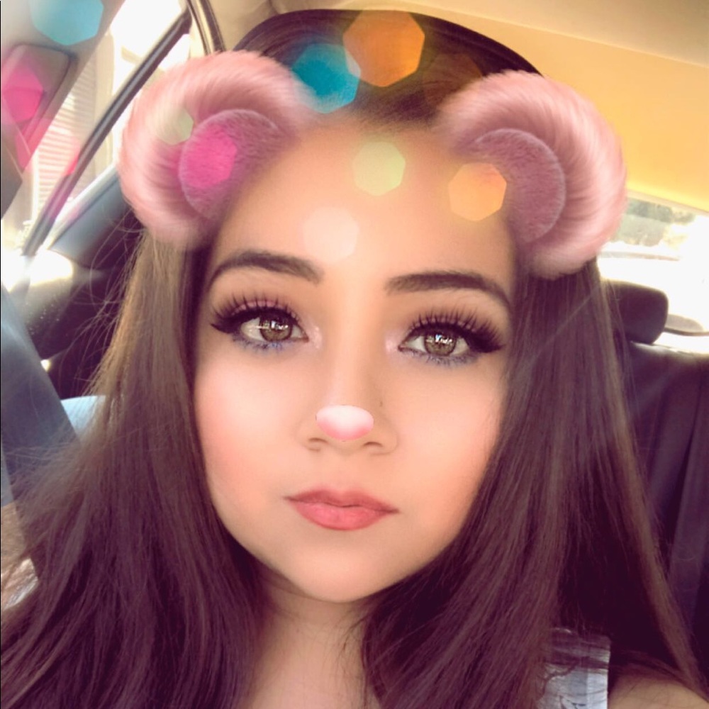 Meet your Posher, Connie